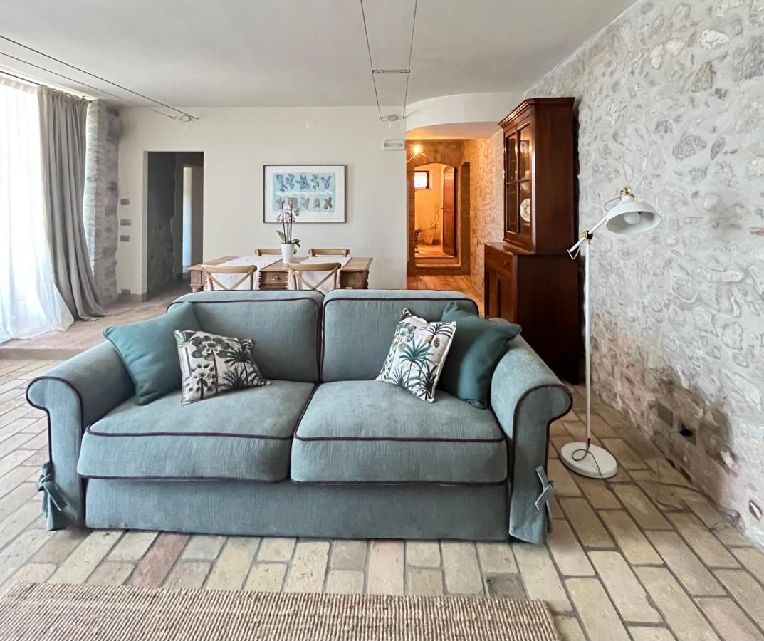 Castellaro  Le Mansarine Charme B&B المظهر الخارجي الصورة