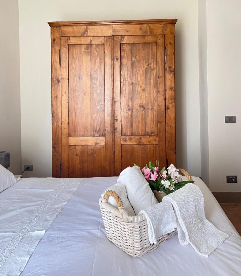 Castellaro  Le Mansarine Charme B&B المظهر الخارجي الصورة