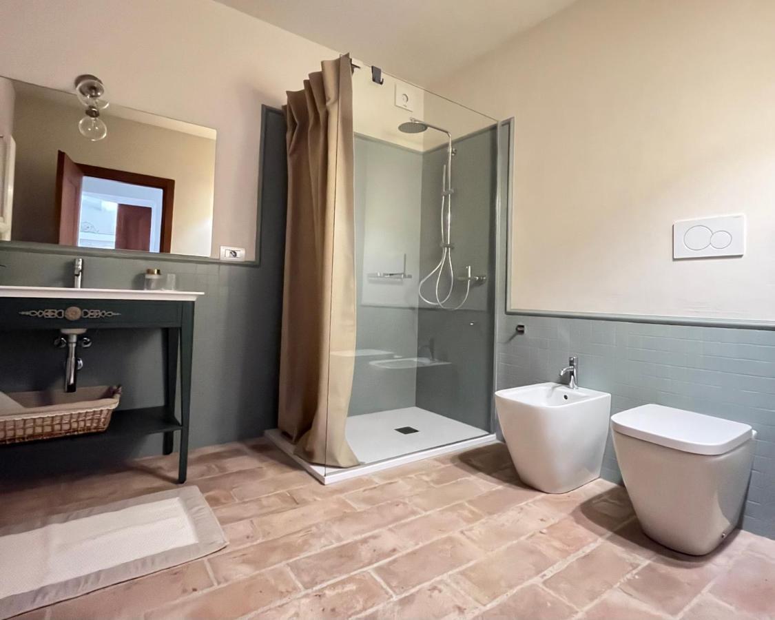 Castellaro  Le Mansarine Charme B&B المظهر الخارجي الصورة