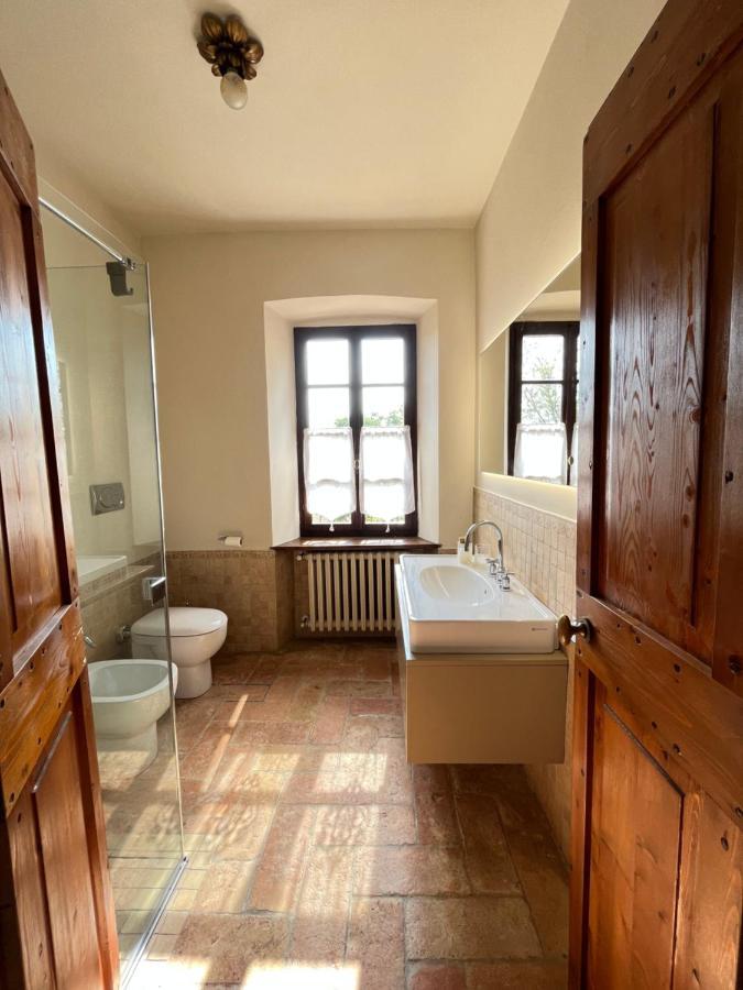 Castellaro  Le Mansarine Charme B&B المظهر الخارجي الصورة