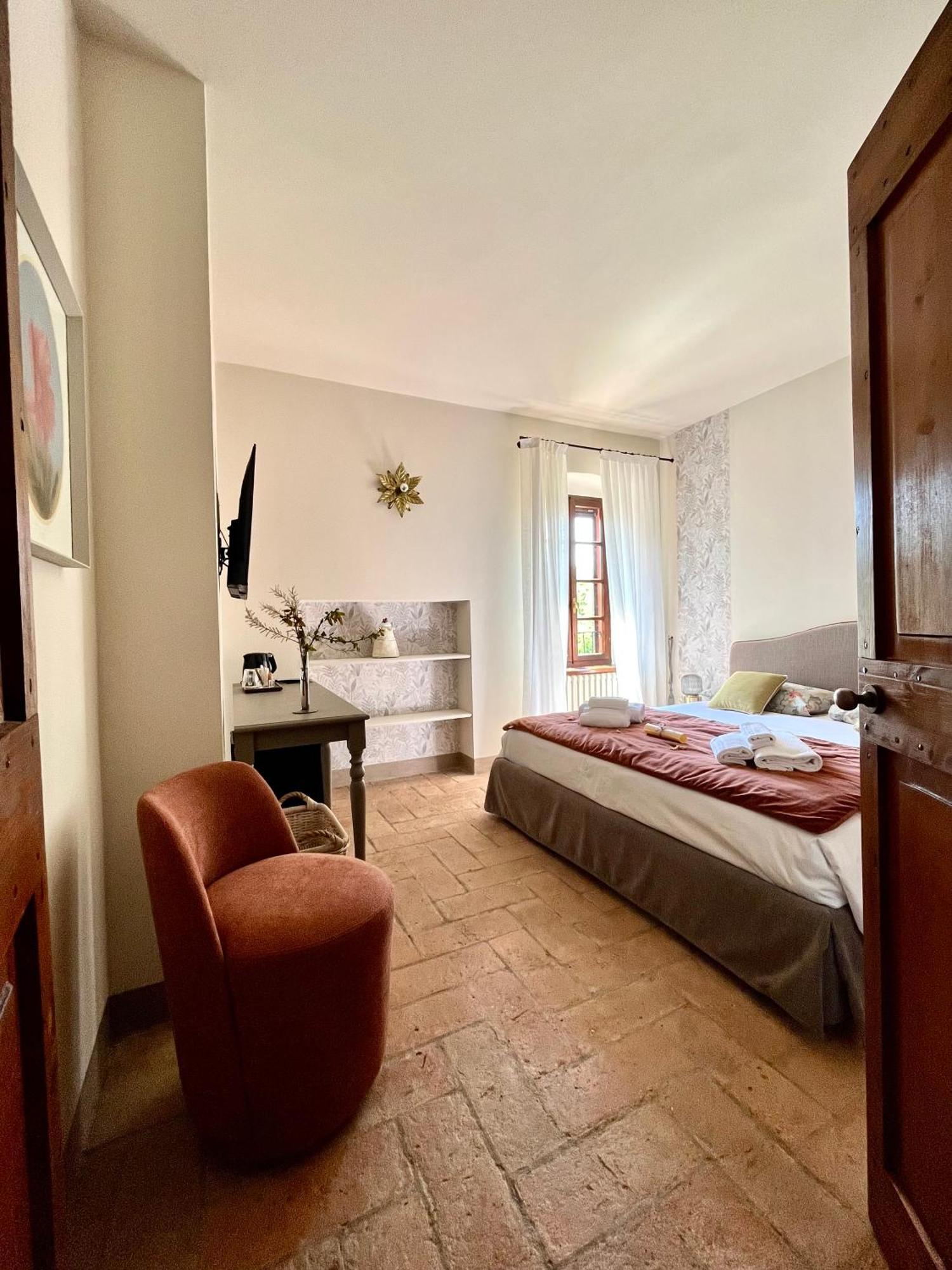 Castellaro  Le Mansarine Charme B&B المظهر الخارجي الصورة