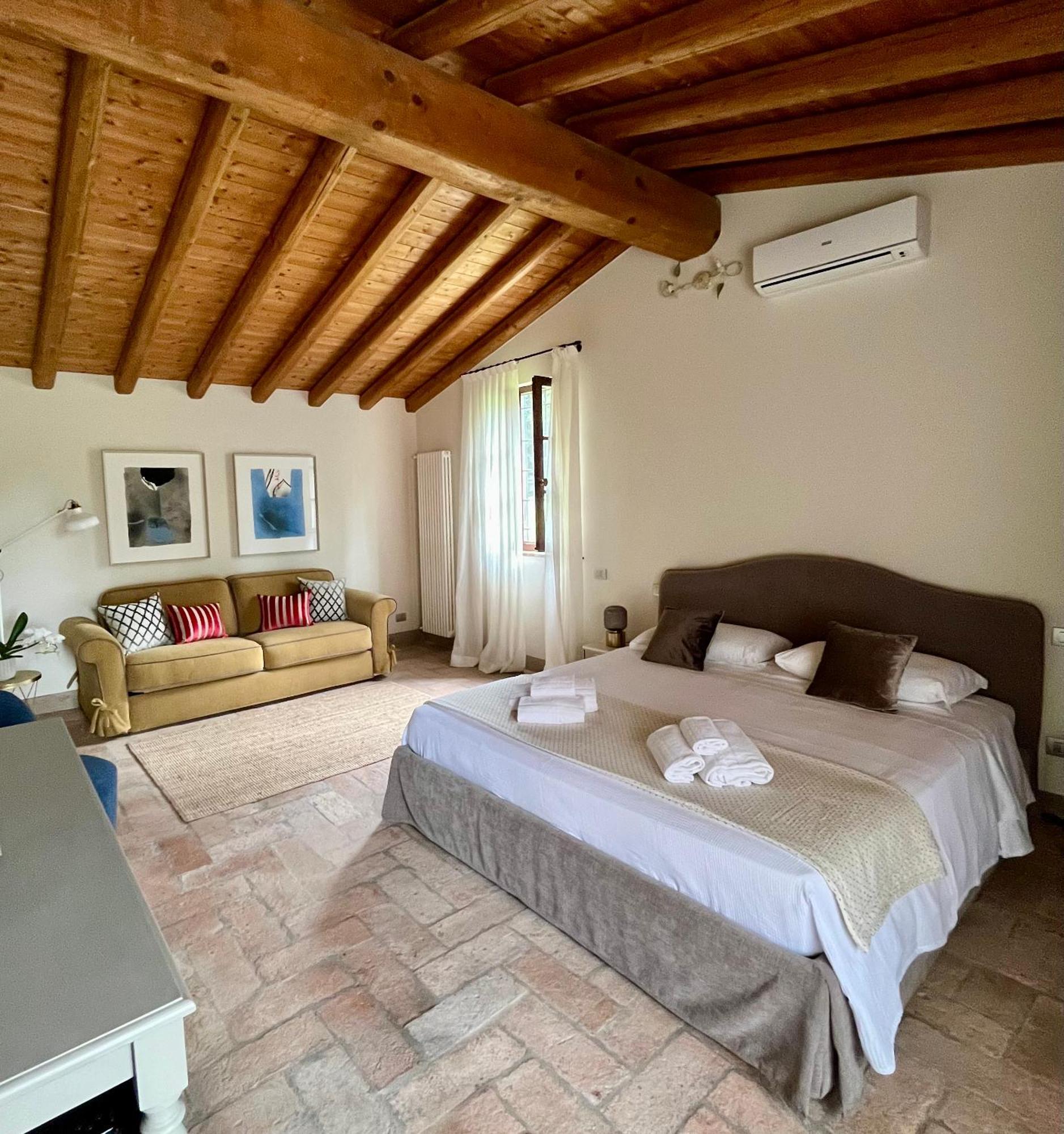 Castellaro  Le Mansarine Charme B&B المظهر الخارجي الصورة